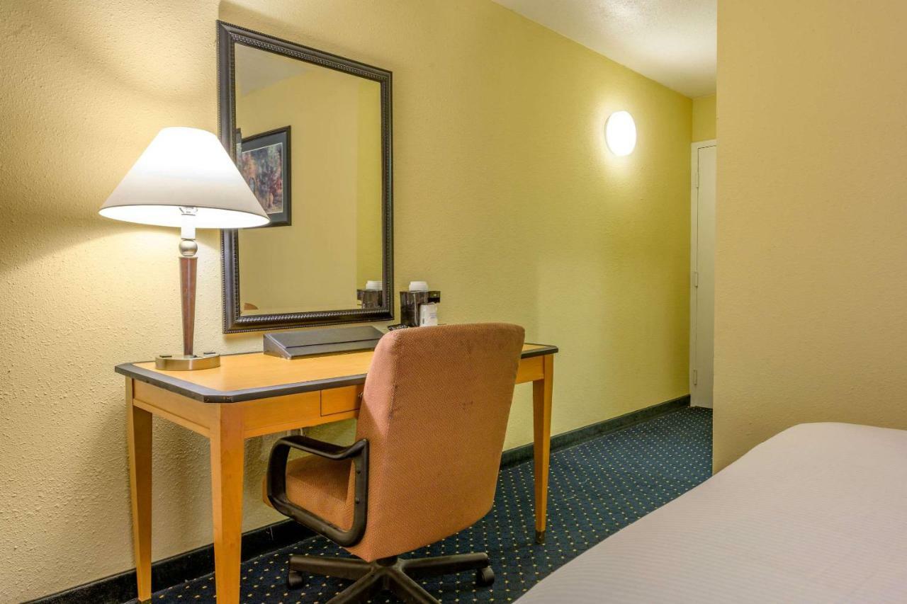 Aire Hotel Lebanon Hershey Exterior foto